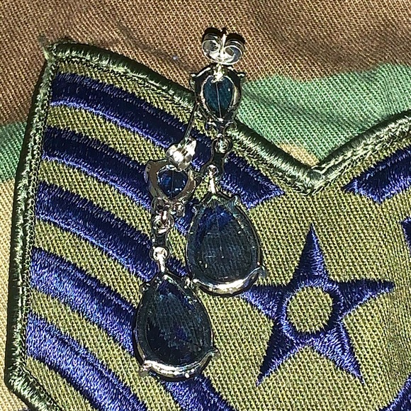 NWT/NIB OVER 12CTS Sapphire Statement Earrings - Picture 14 of 16